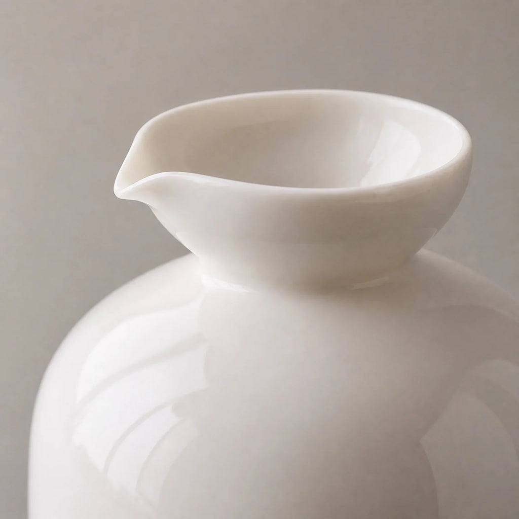 Casper Ceramic Carafe and Tea Cup Set - detail view