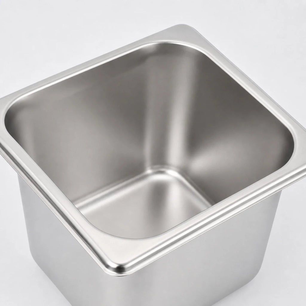Greta Stainless Steel Food Pan Including Lid - detail view