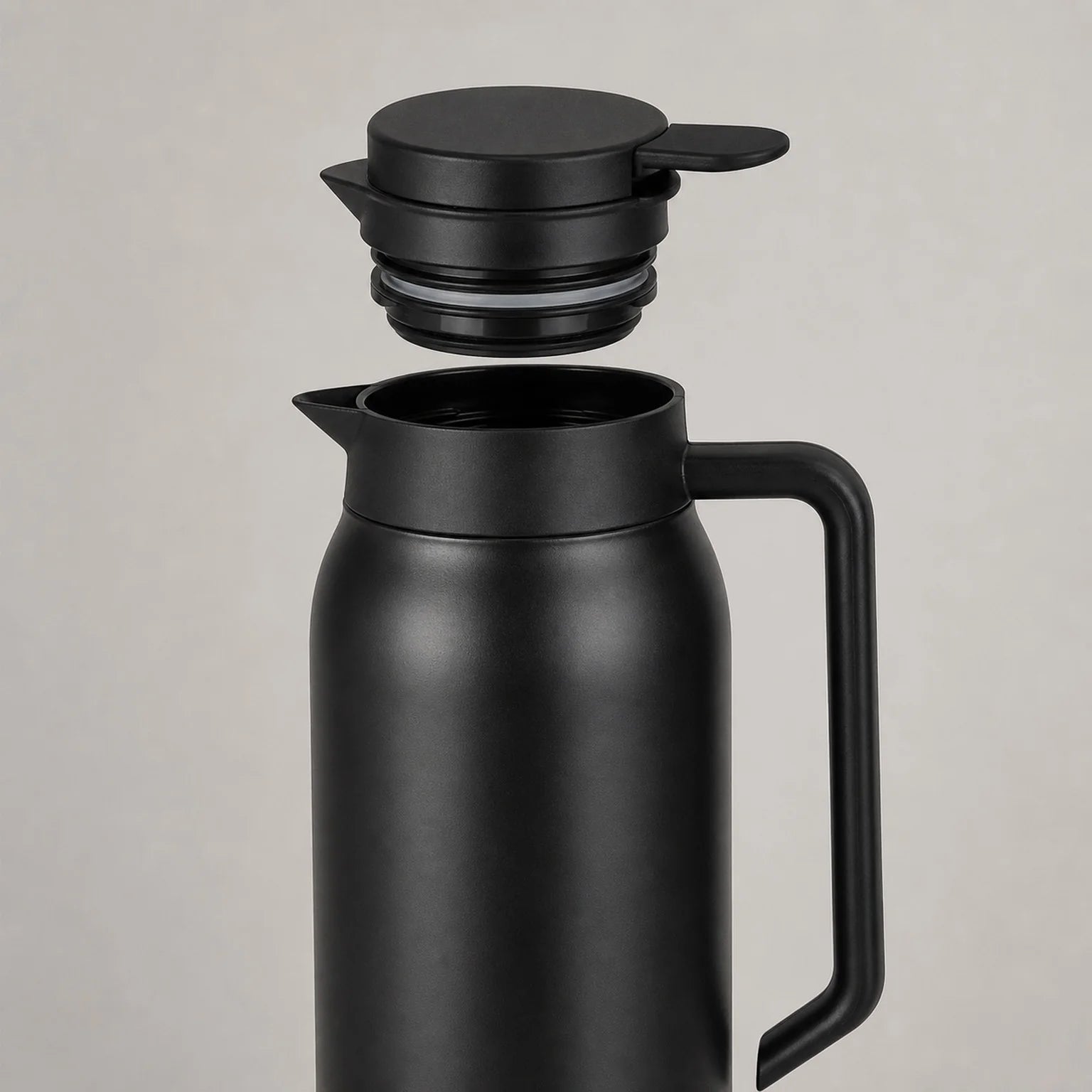 Lena Insulated Serving Jug - detail view