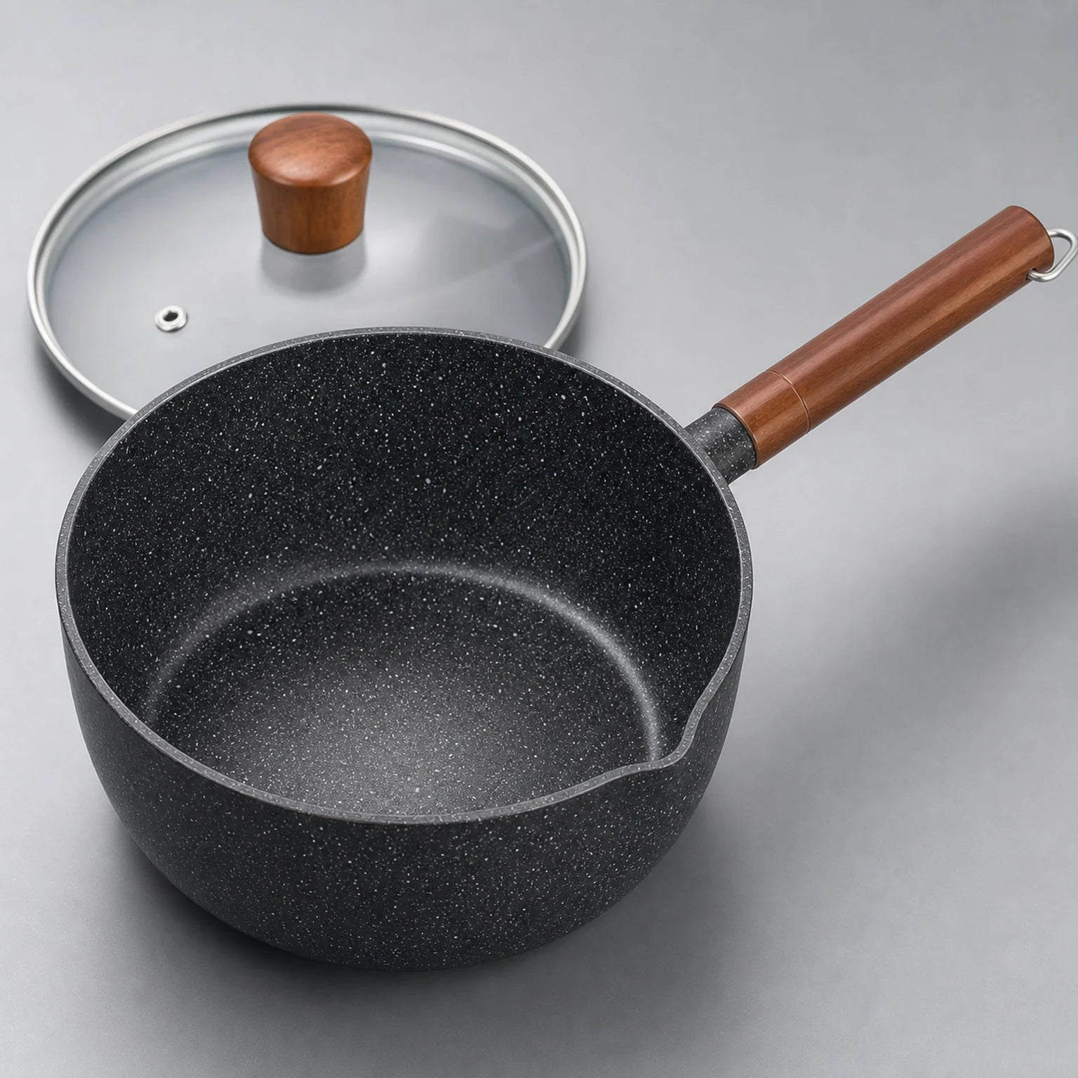 Leo Speckled Saucepan Including Glass Lid - detail view