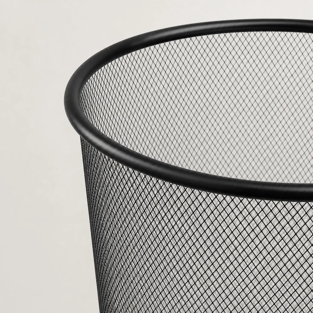 Otto Metal Mesh Umbrella Stand - detail view